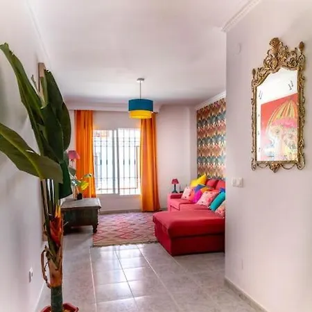 Picasso - Spacious In Old Town Nerja