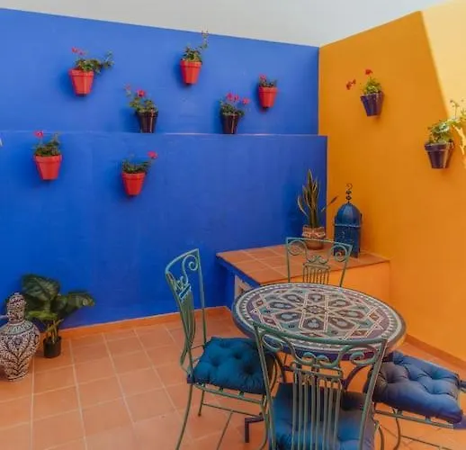 Picasso - Spacious In Old Town Nerja